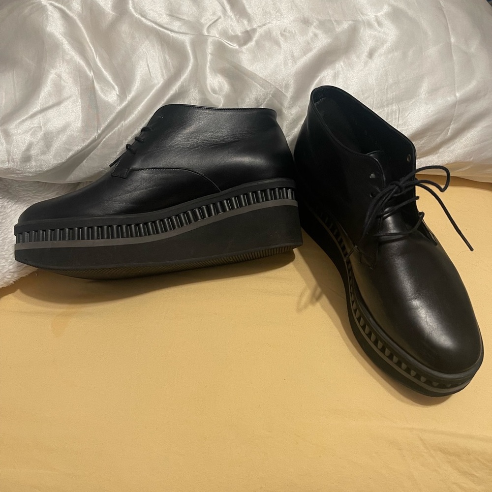 Robert Clergerie Black Leather Platform Lace-Up Loafers - Picture 6 of 9